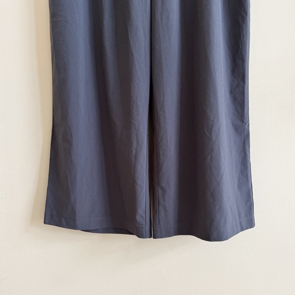 New! HELLY HANSEN • Siren Culotte in Slate - Picture 7 of 11